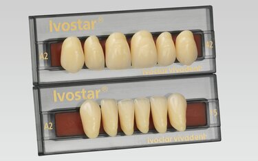 IVOSTAR Y GNATHOSTAR